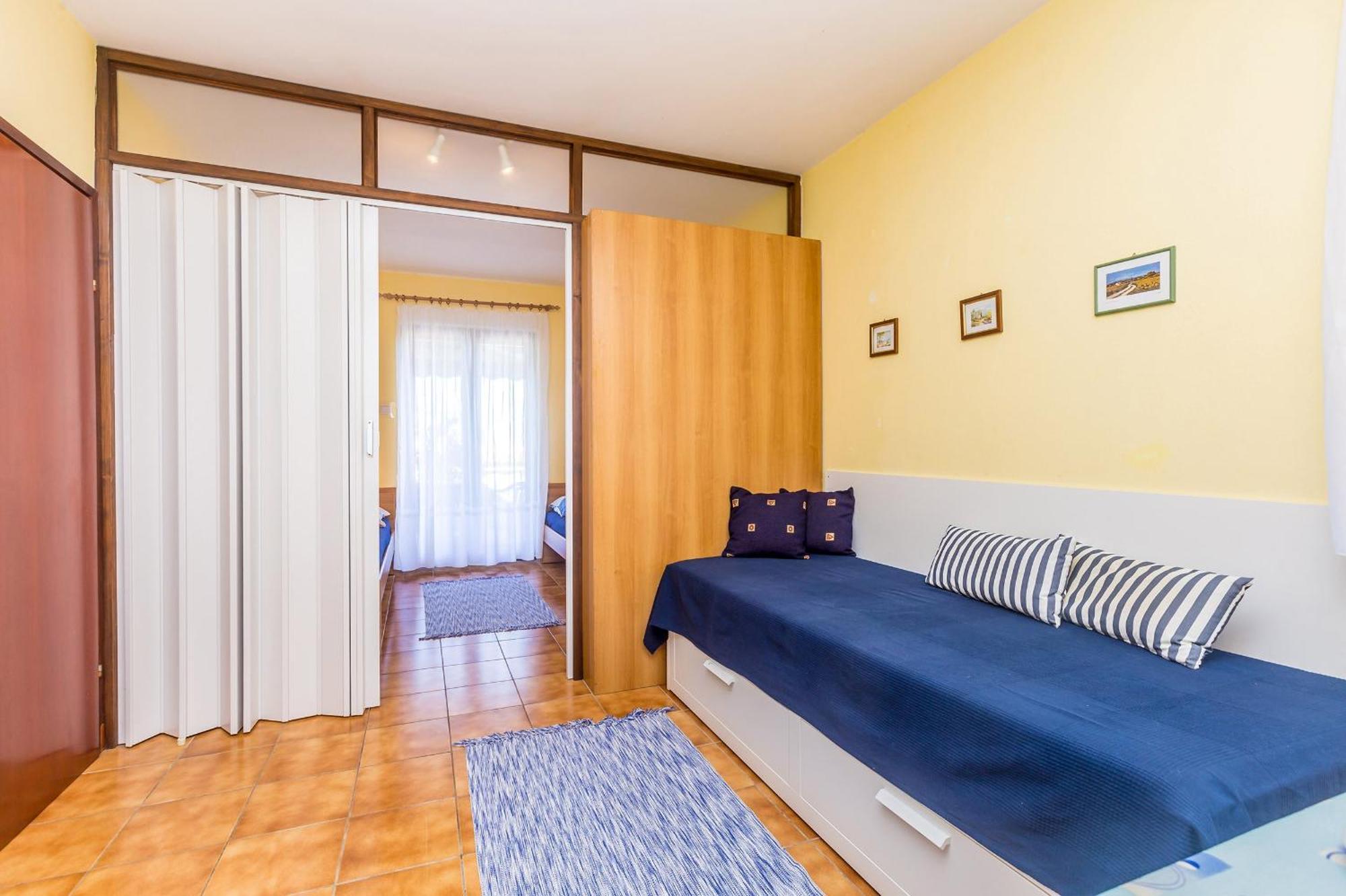 Apartments With A Parking Space Njivice, Krk - 5325 部屋 写真